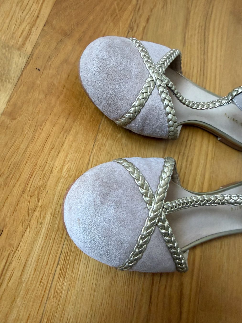 Scarpe da donna: Ballerina mit Goldriemchen, Wildleder, 38 – Usato da Wichtrach venduto da cimora 3