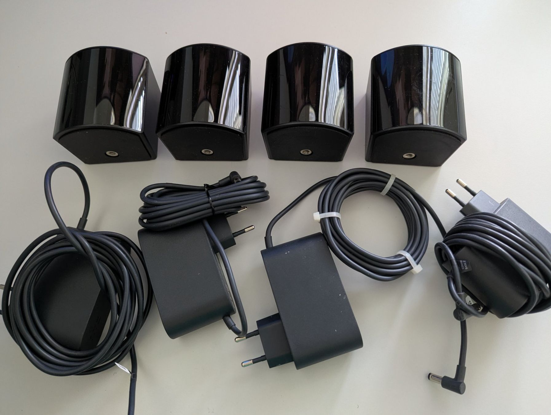 HTC VR Brille: 4x Vive SteamVR Base Station 2.0 – Gebraucht aus Matten b. Interlaken von eboy_79