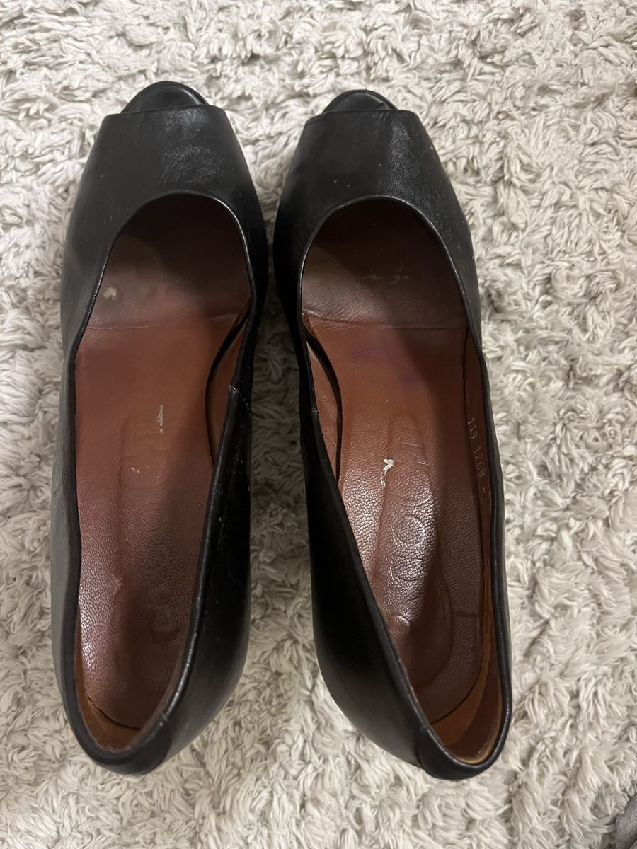 Scarpe da donna: Schwarze Leder Pumps – Usato da Bern venduto da t.nomse 2