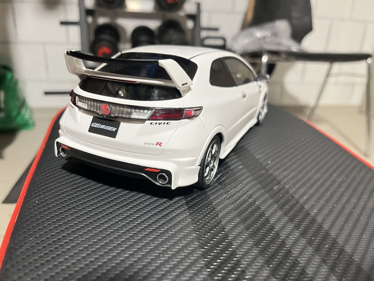 Kit di modellismo & Modellini statici: HONDA CIVIC Modell 1:18 – Usato da Frauenkappelen venduto da jensitiger77 3