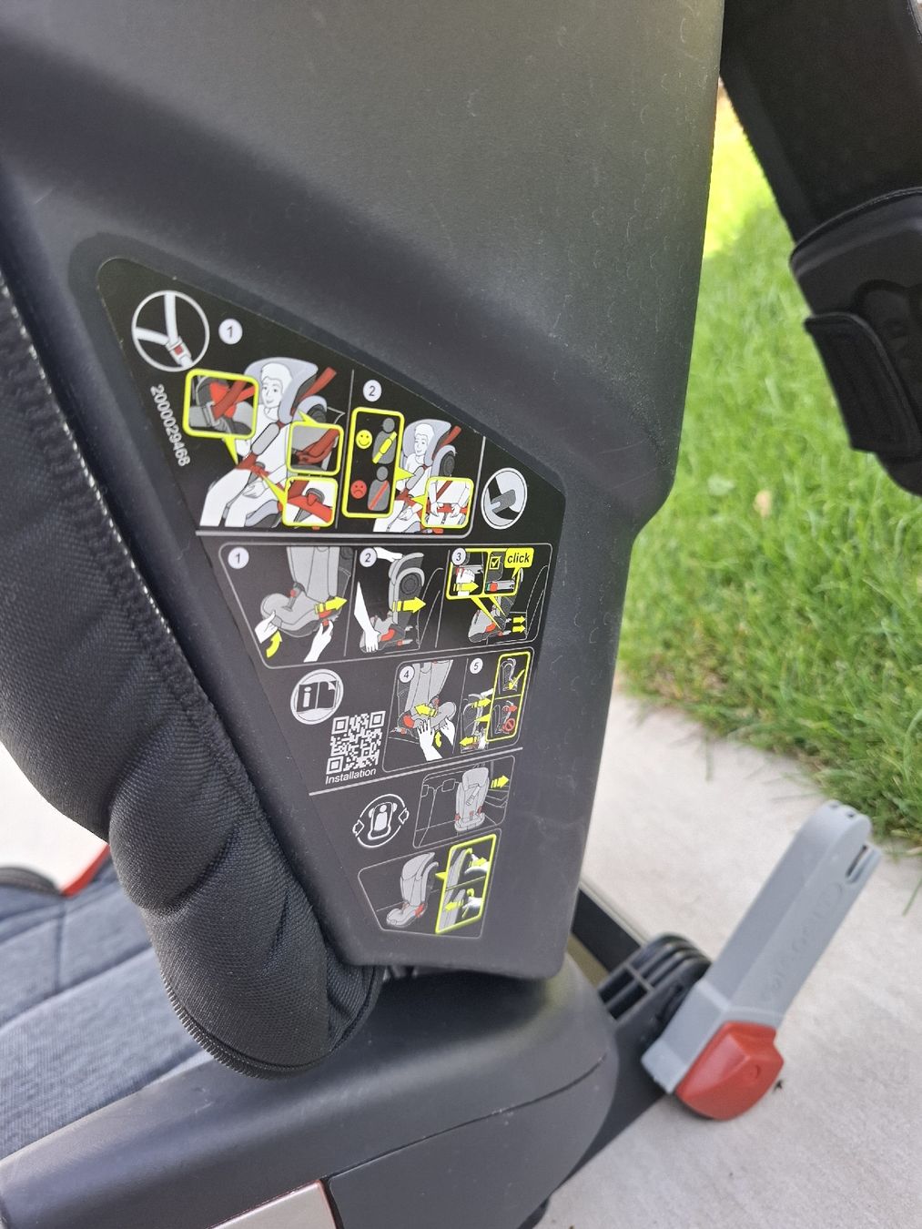 Britax Römer Seggiolini per auto: Britax-Römer Kindersitz – Usato da Lostorf venduto da NathanjaB 2