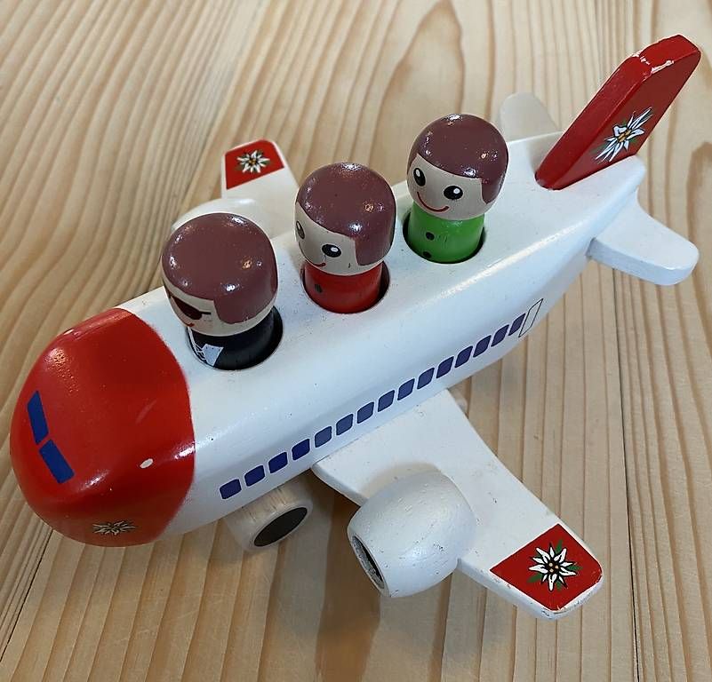 Giocattoli: Edelweiss Air Flugzeug Spilba – Usato da Kesswil venduto da canvas12 1