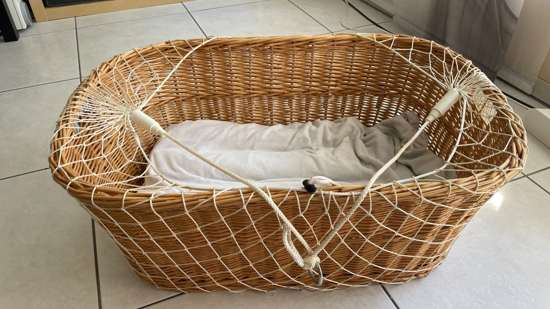 Altre altalene da giardino: Babyschaukel in schönem Flechtkorb – Usato da Uster venduto da tobias.rein