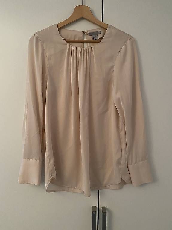 Blusen: Verschiedene Blusen – Gebraucht aus Adliswil von WildMangoDesigns 3