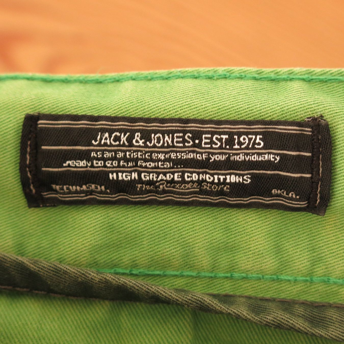 Hosen: Jack&Jones coole Shorts in Grün – Gebraucht aus Seltisberg von pipistrumpf 3
