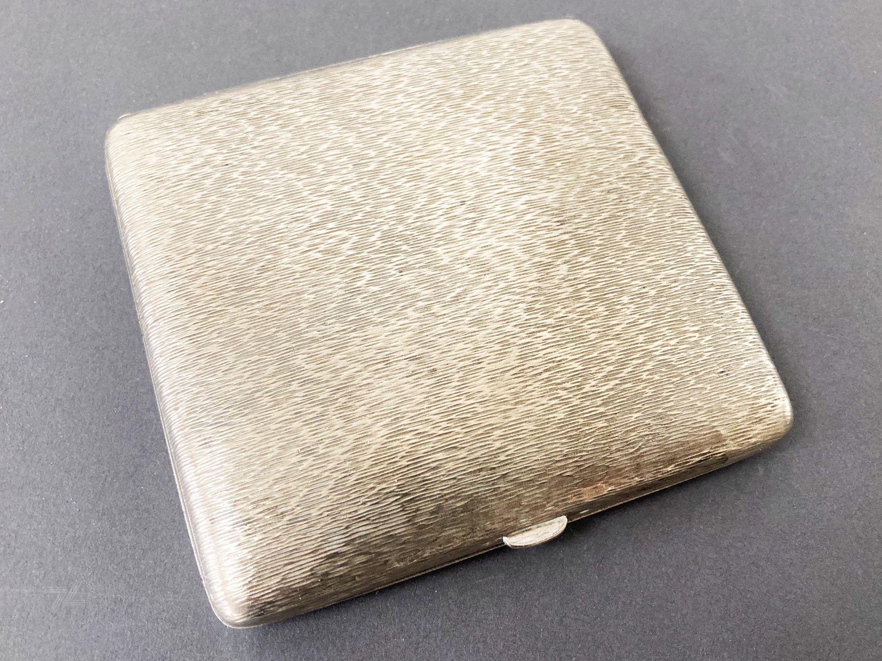 Altri Prodotti per fumatori: Zigarettenetui Versilbert ARG gepunzt gemustert ca. 9x11cm – Usato da Wetzikon ZH venduto da cyan74 3