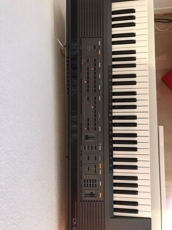 Roland deals e10 synthesizer