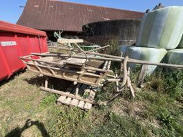 Holzschlitten mit Sitz 