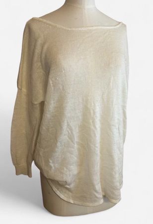 Pull femme beige col bateau coupe large bon etat