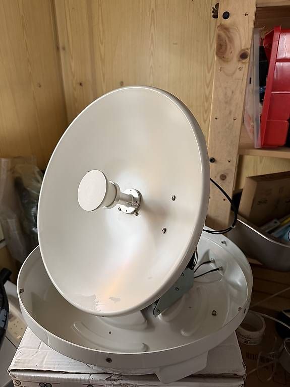 Satellitenschüssel: Verkauf: Megasat Campingman – Gebraucht aus Schlieren von djambaza 2