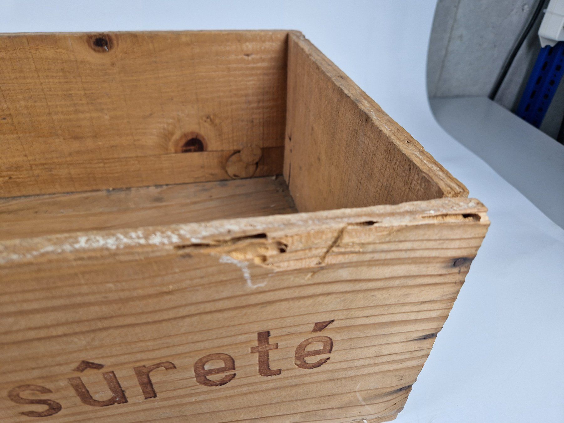 Attrezzatura & Pezzi di ricambio: Holzkiste Bester Sicherheits Sprengstoff – Usato da Muhen venduto da Restwert_Muhen 4