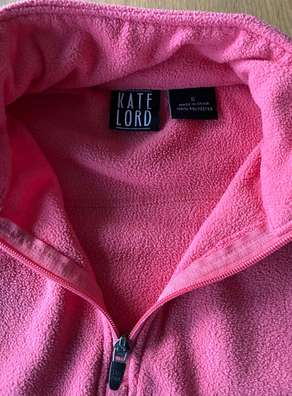 Maglioni & Felpe: Fleece Pullover für Damen & Mädchen / Kate Lord – Usato da Bern venduto da RageMM87 1