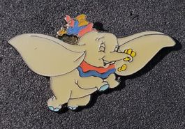 BB792 - Pin Walt Disney Dumbo / Elefant