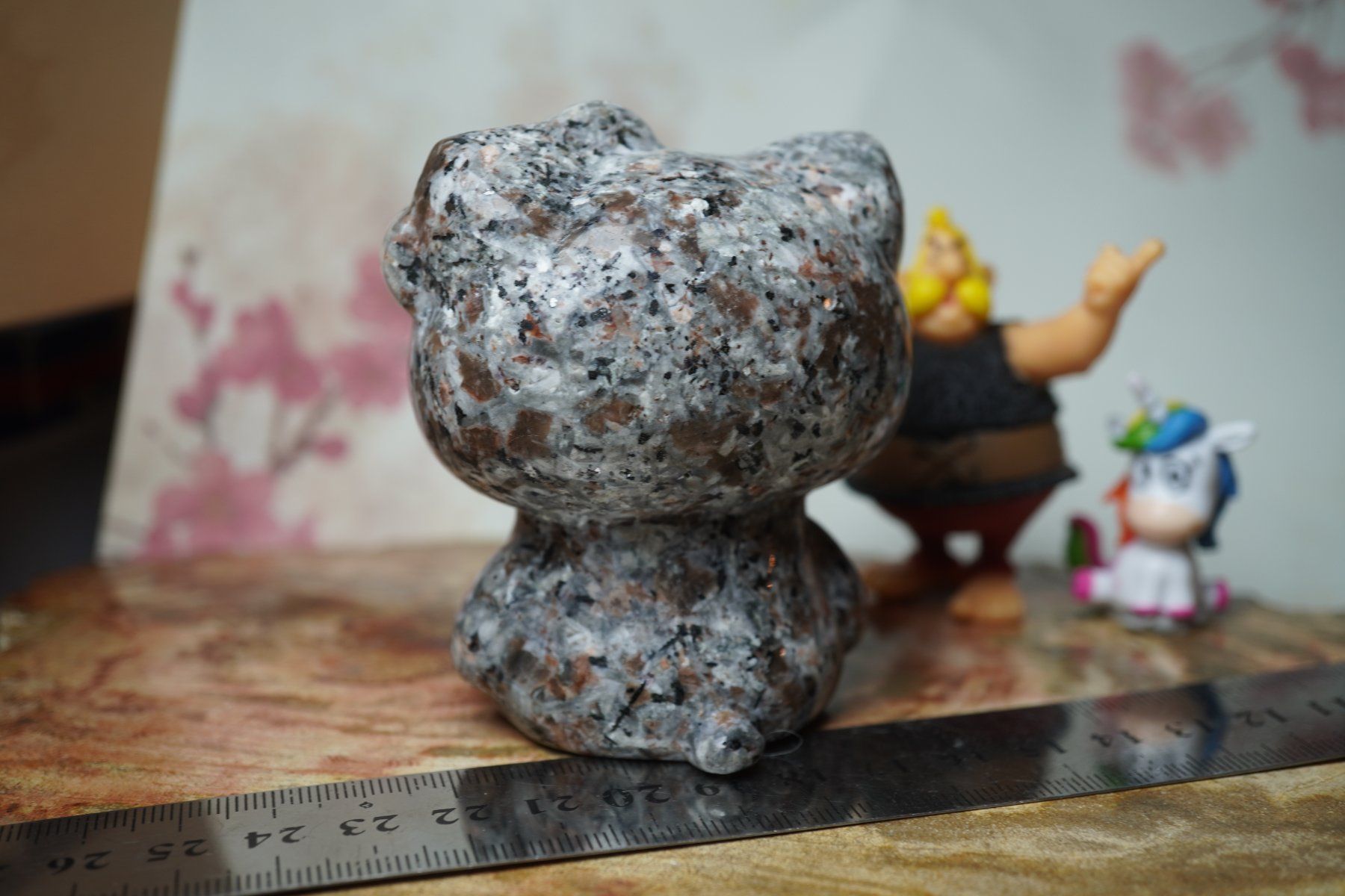 Minerali & Pietre curative: Yooperlite    Hello Kitty   70mm x 50 mm  UV Aktive – Nuovo (secondo la descrizione) da Eschenbach SG venduto da topstone 6