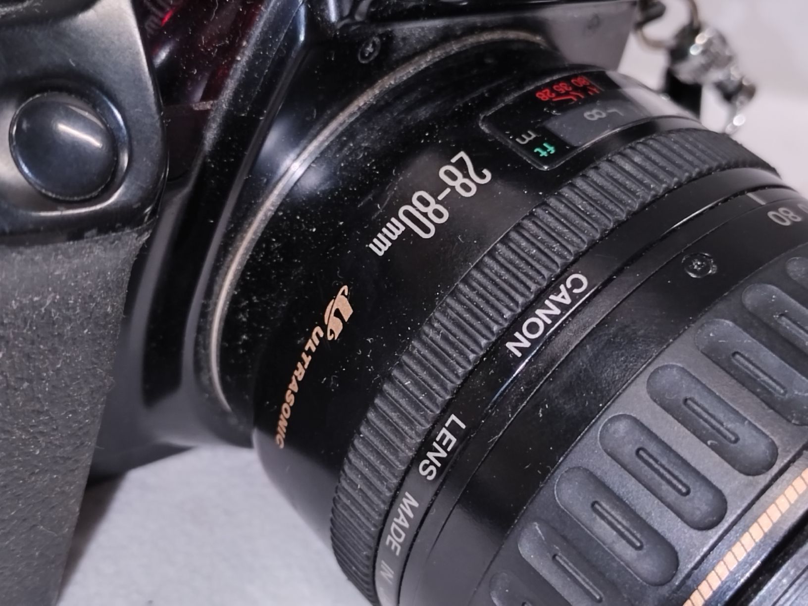 Canon Fotocamera: Canon EOS 100 Argentique + 28-80mm ultrasonic Working – Usato da Farvagny-le-Grand venduto da LaCaverne 3