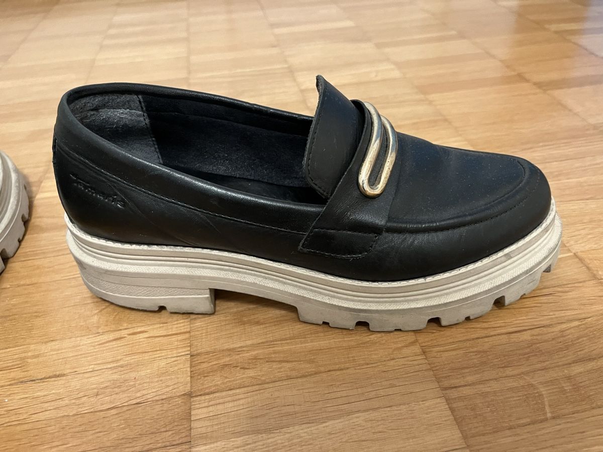 Tamaris Scarpe da donna: Tamaris Schuhe Gr. 39 – Usato da Jona venduto da Good_luck_ 1