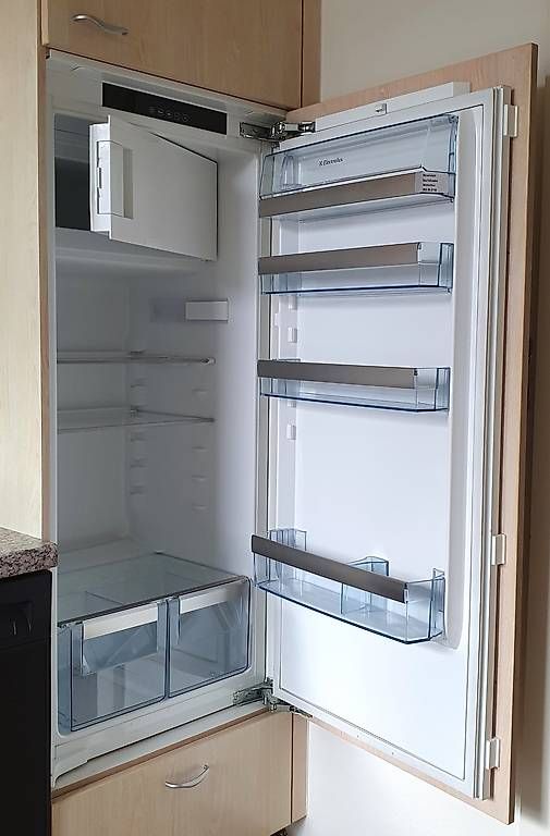 Electrolux Frigoriferi: Kühlschrank- Electrolux f.  Einbau , 60er – Usato da Winterthur venduto da BauTeilLaden2000 1