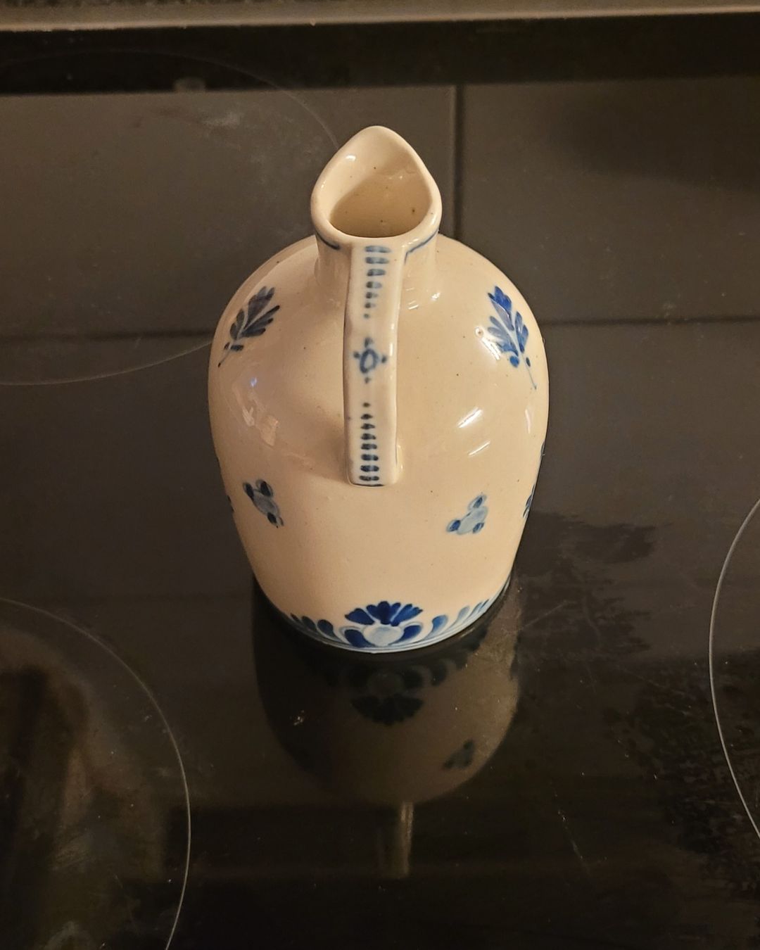 Caraffe: Pichet en faïence de Delft bleu et blanc – Usato da Genève venduto da uneautresaison 1