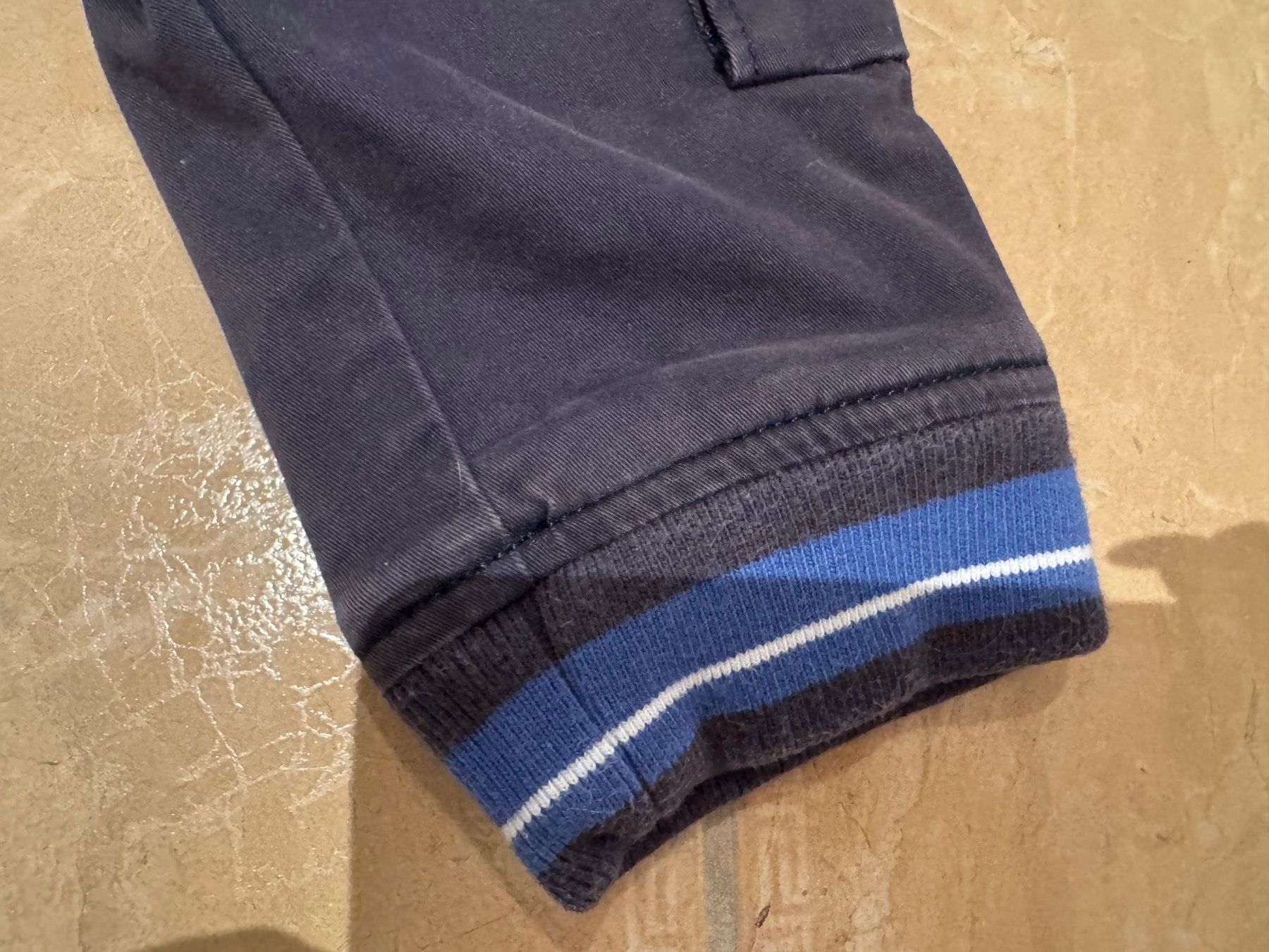 Hugo Boss Pantaloni: Hugo Boss wärmere Hose, 6Mt 68 – Usato da Klingnau venduto da Markus14 3