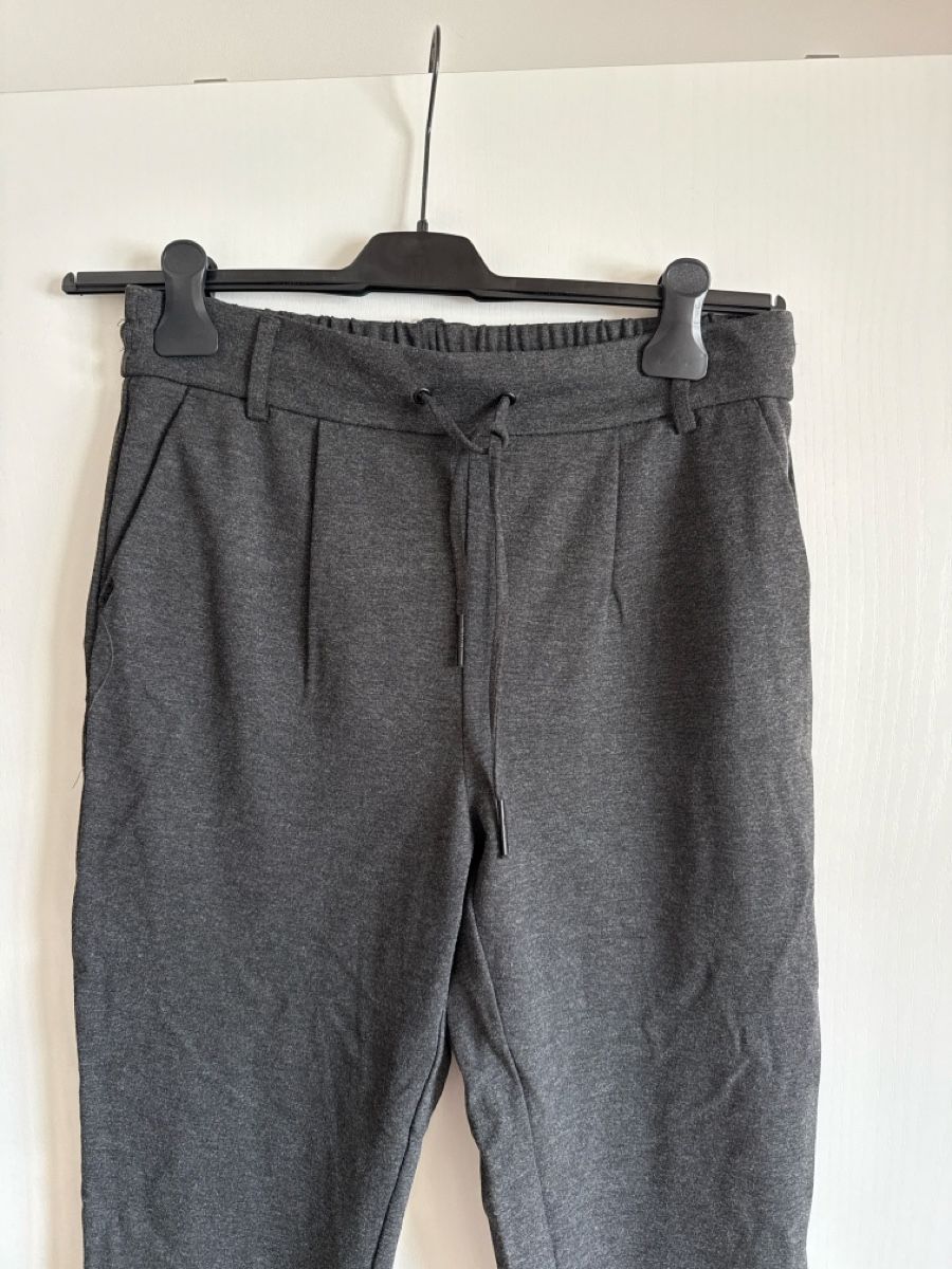 Only Hosen: Hose von Only Grösse M – Neu (gemäss Beschreibung) aus Otelfingen von Tommy112 1