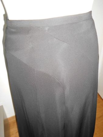 Jupe noire T. 46, 48 et 50