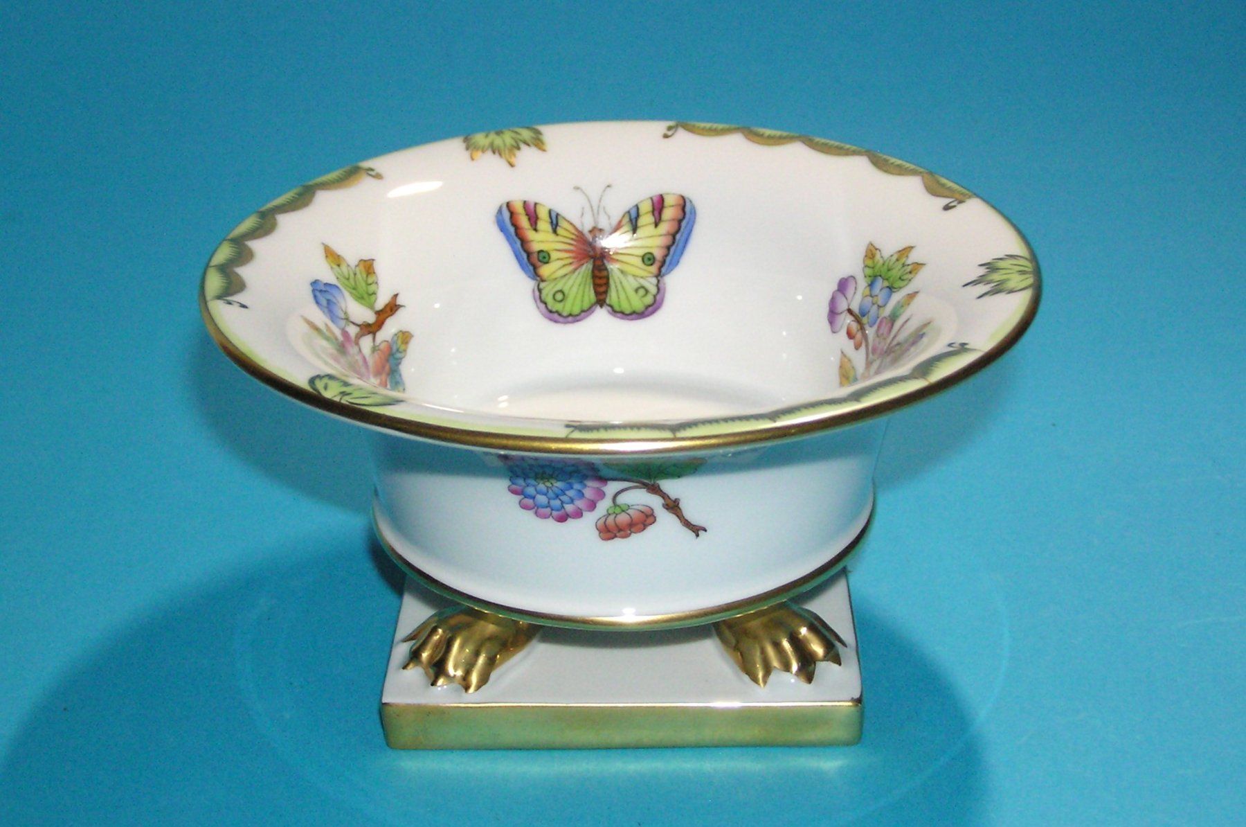 Herend Ciotole: HEREND SCHALE VICTORIA DEKOR – Usato da Grenchen venduto da Antique-hunter