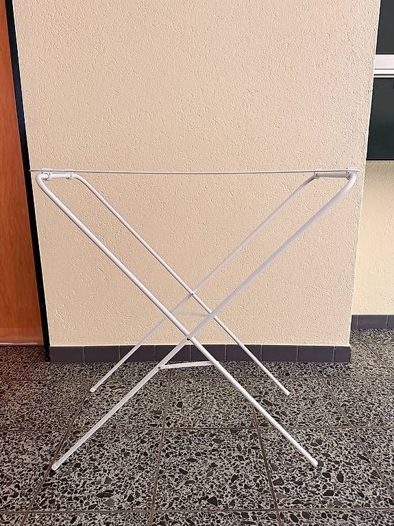 Stenditoi: Ikea Jäll Wäscheständer – Usato da Arlesheim venduto da schoop. 2