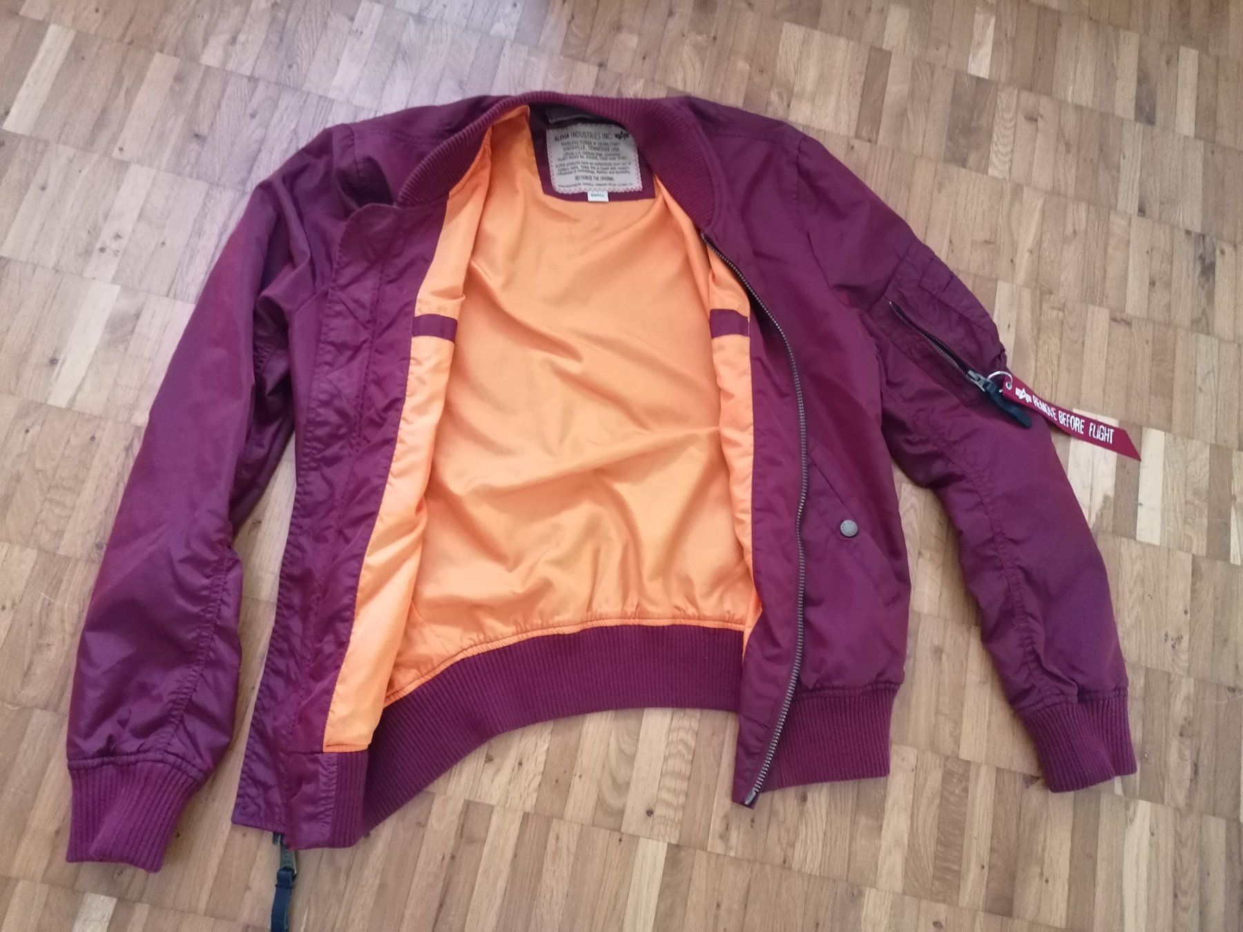Vestes: Windjacke/Übergangsjacke bordeaux, Grösse S – D'occasion à Bassersdorf par maga1g 1