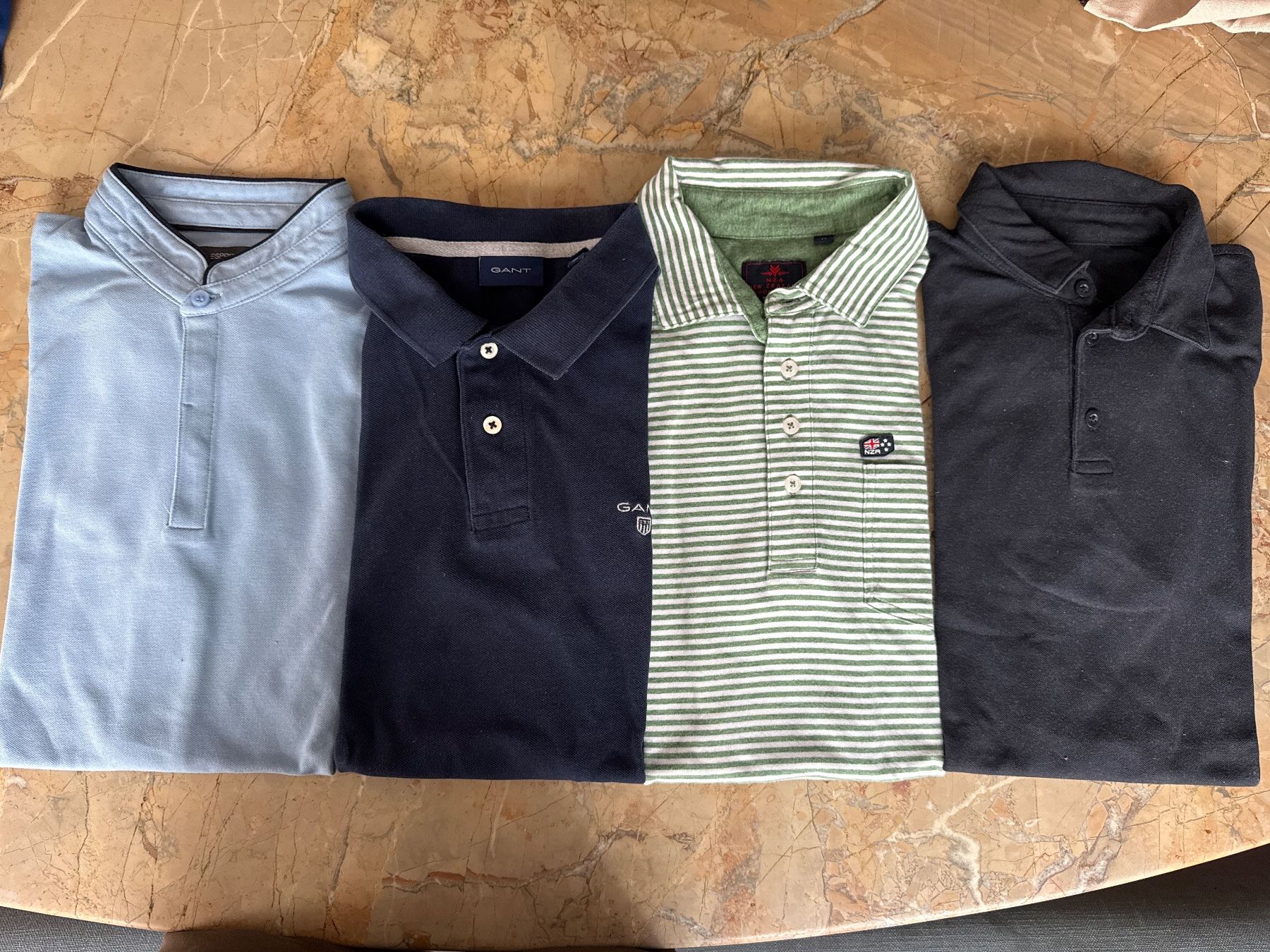 Lotti di vestiti: 4er Set Herren Poloshirts, Gr. M – Usato da Winterthur venduto da britsi