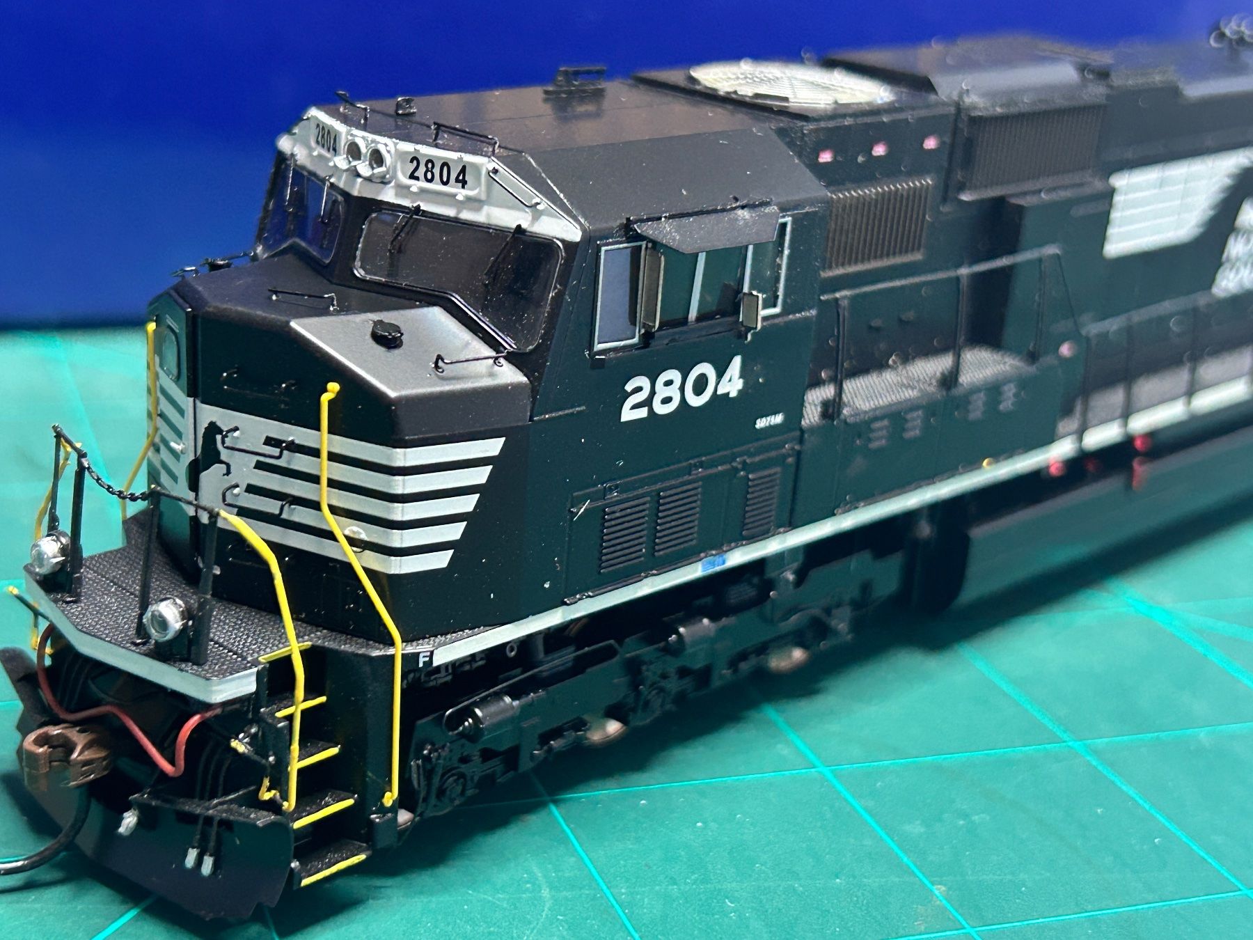 Athearn Modelleisenbahnen: EMD SD75M Norfolk Southern – Neu (gemäss Beschreibung) aus Leuzigen von pierrot-ho 1