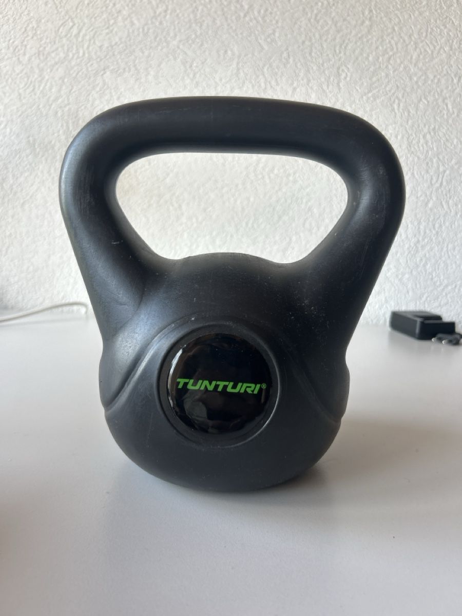 Tunturi Hanteln & Gewichte: Haltère kettlebell 8 kg  – Gebraucht aus Fregiécourt von Lucaschaerz 1