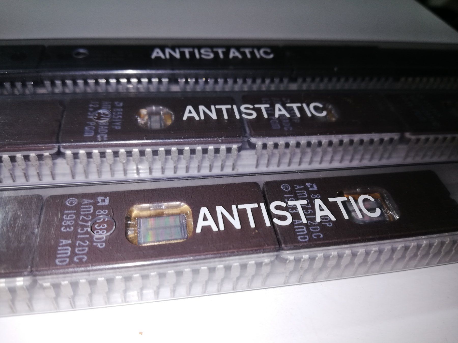Componenti elettronici: EPROM E-PROM E PROM E_PROM Stückpreis gemäss Dimension Menge – Nuovo (secondo la descrizione) da Niederneunforn venduto da Gusti123