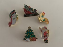 5 Pins WEIHNACHTEN WINTER