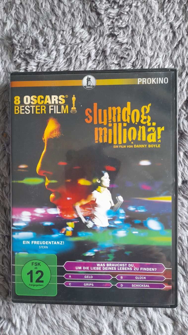 Tutti i DVDs: SLUMDOG MILLIONÄR    DVD – Usato da Wetzikon ZH venduto da Ramones01