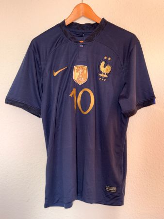 Maillot France Mbappe no.10 - Taille M - neuf & etiquette!
