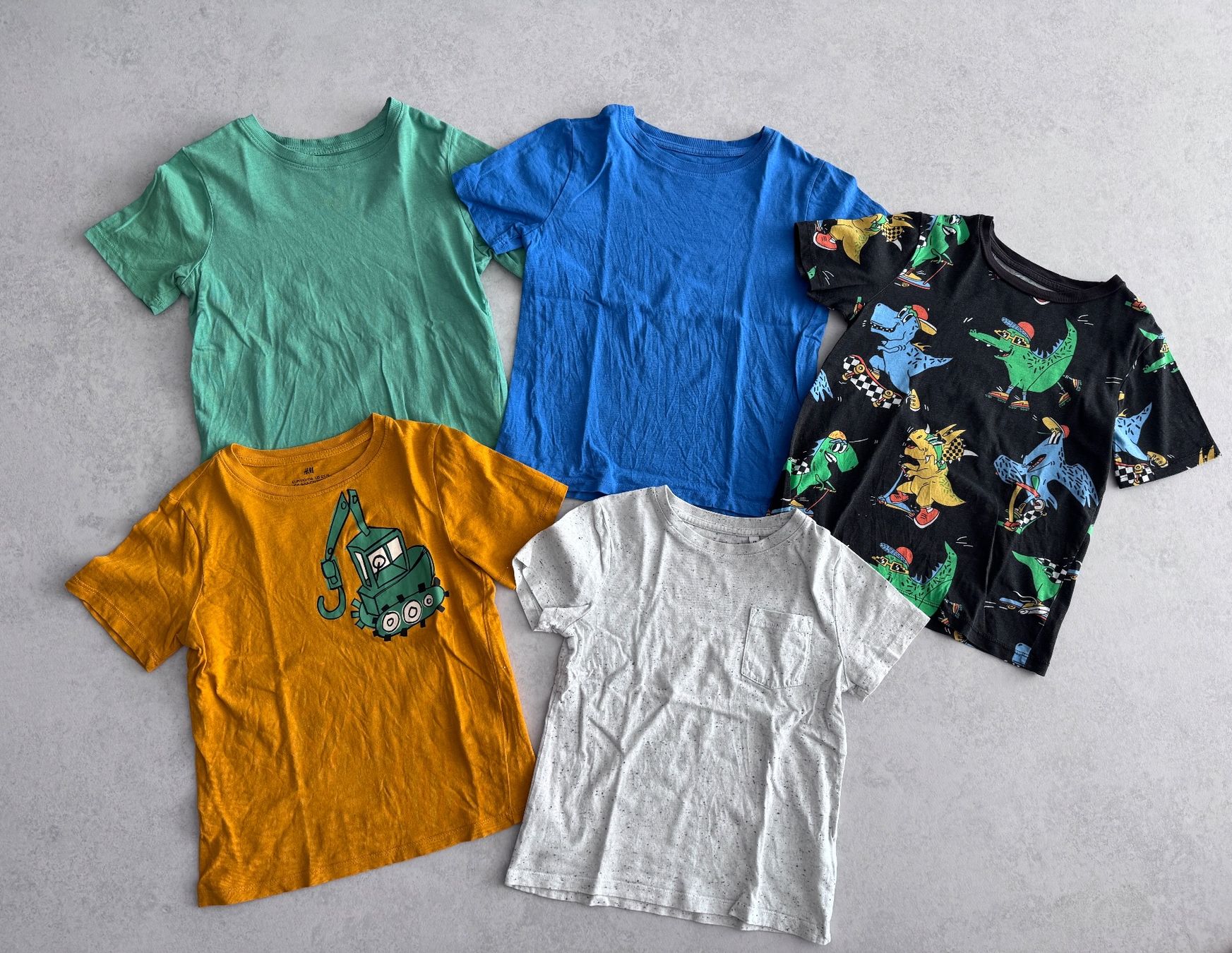Chemises, T-shirts & Polos: Kurzarm T-Shirt Set 110/116 – D'occasion à Bonaduz par lut_6rts