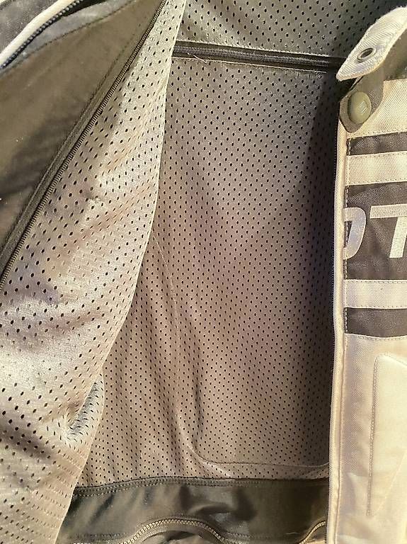 Giacche: SCOTT Motorradjacke Gr. M  mit Rückenprotektor – Usato da Gisikon venduto da Jen_03 3