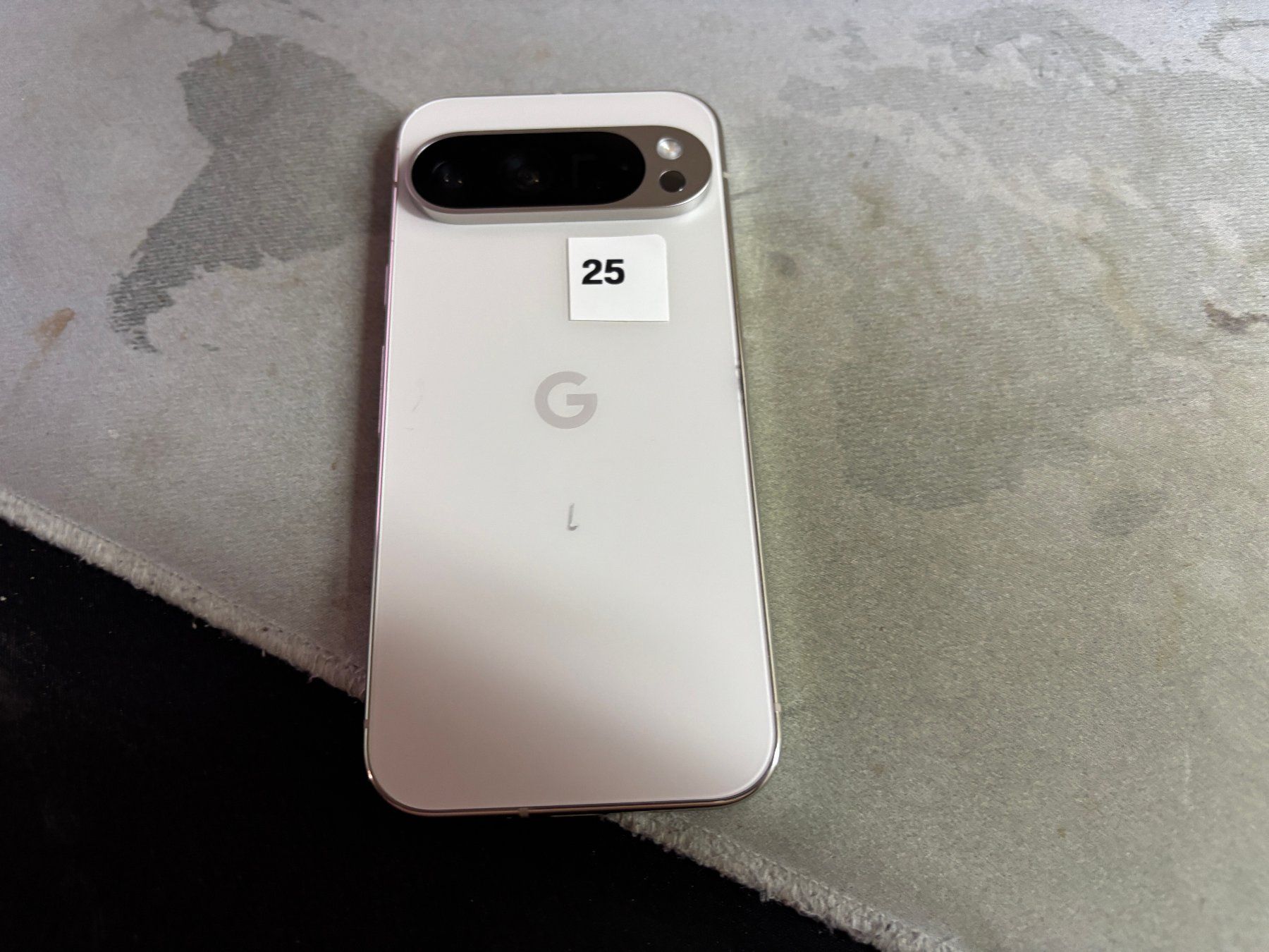 Google Telefoni cellulari / Smartphones: Google Pixel 9 Pro 128Gb#25 – Usato da Au SG venduto da bah_6f5w 1
