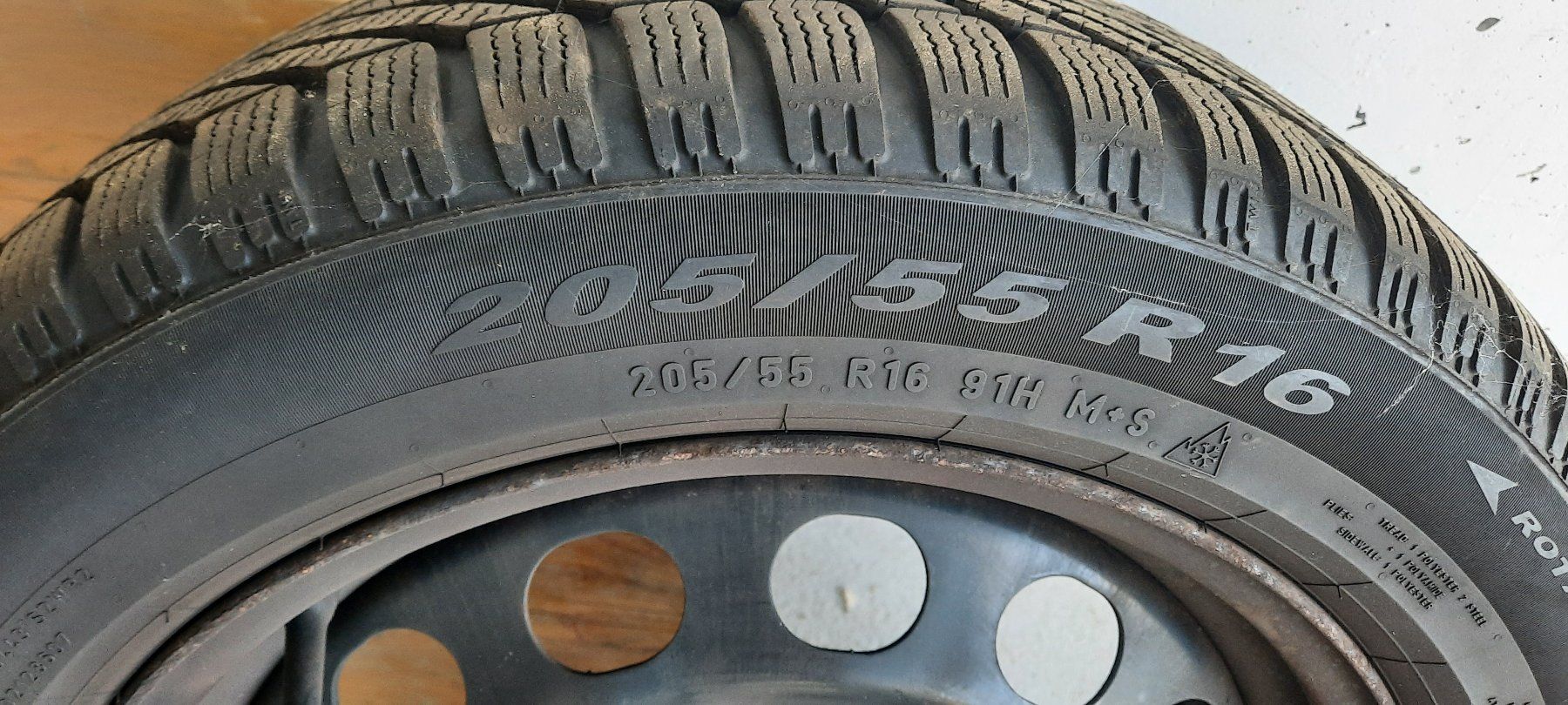 Skoda Pneumatici & Ruote complete: 4 Winterräder – Usato da Hittnau venduto da Dajaeger 1