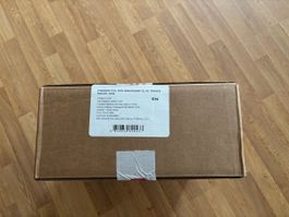 Pokemon TCG 25th Anniversary Elite Trainer Box Neu! Case EN