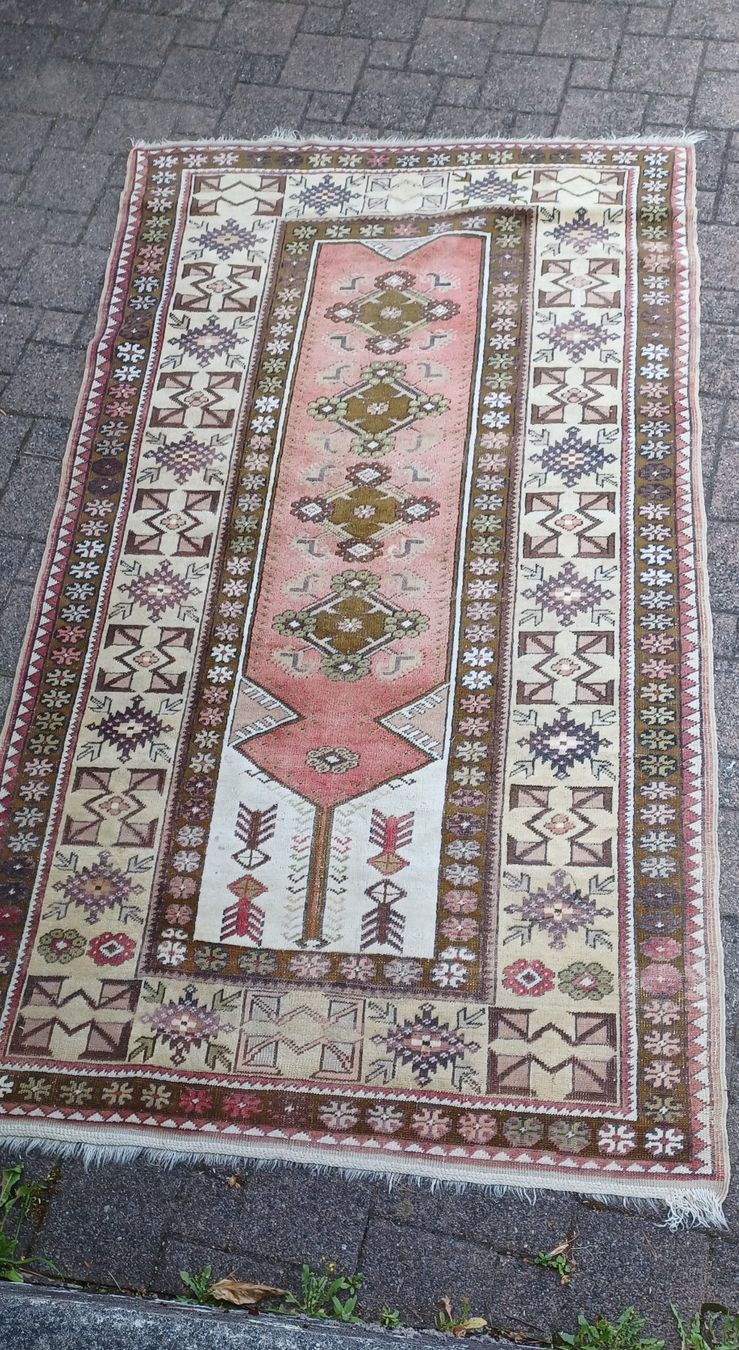 Tapis: Hochwertiger Teppich Türkei – D'occasion à Hirschthal par JOKIMO