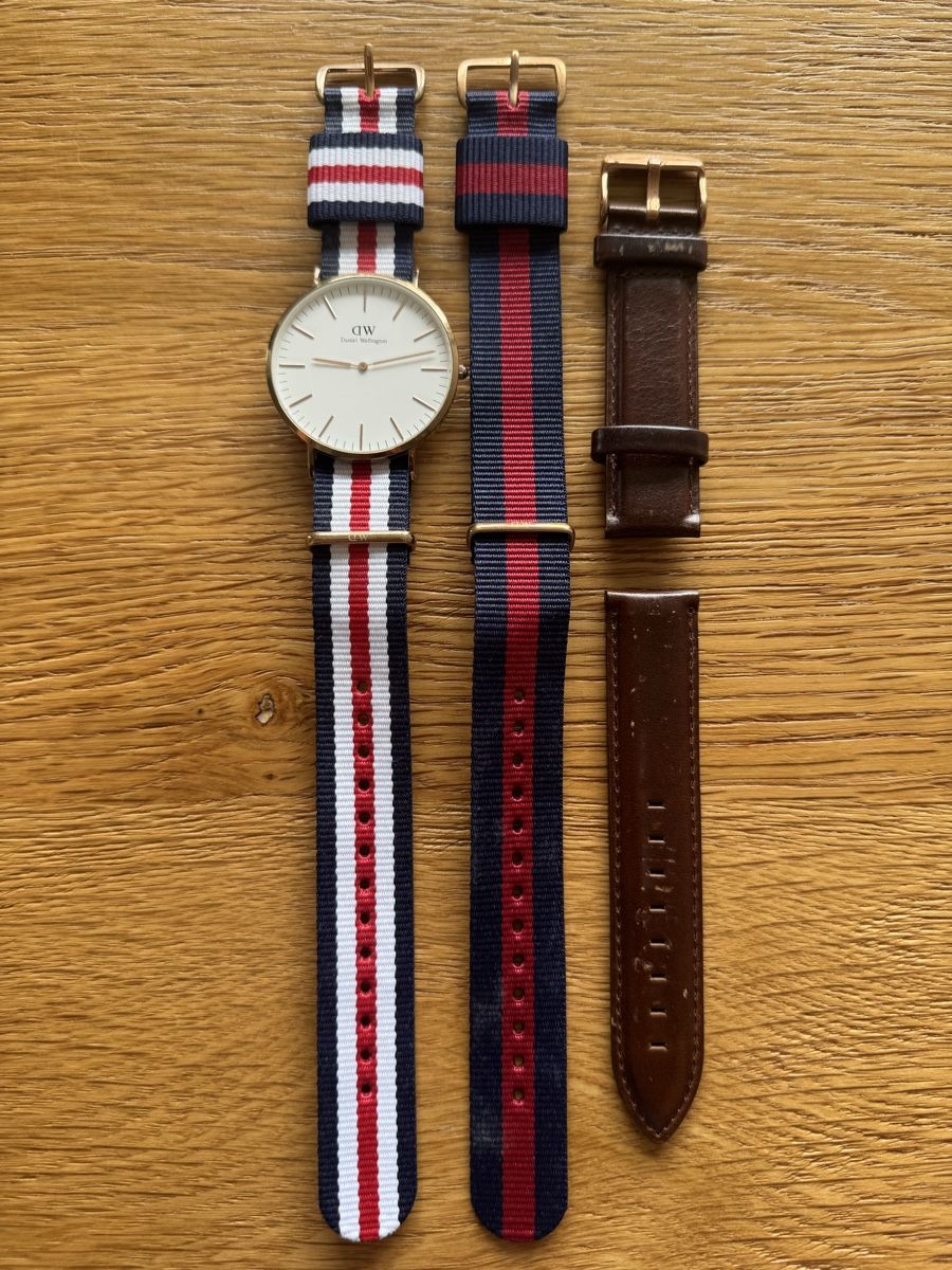Daniel Wellington Orologi: Daniel Wellington Uhr – Usato da Luzern venduto da Pauloz 1