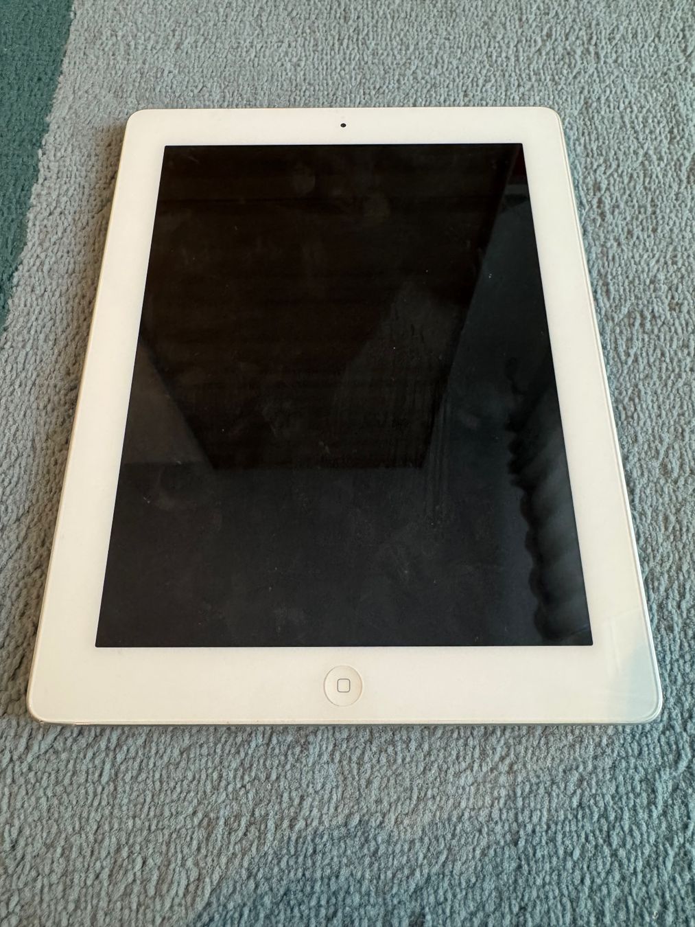 Apple Tablet PC: iPad 4 Generation – Defekt aus Adliswil von Busys