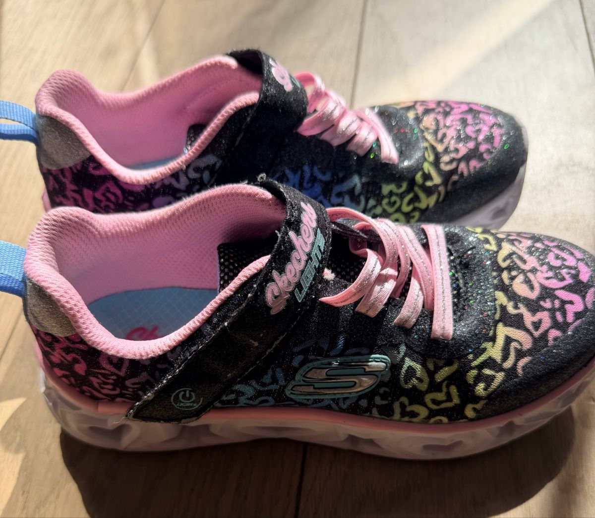 Skechers Scarpe per ragazzi: Skechers Light Up, Pointure 32 – Usato da Lausanne venduto da mik_l5py