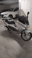 Piaggio x8 200