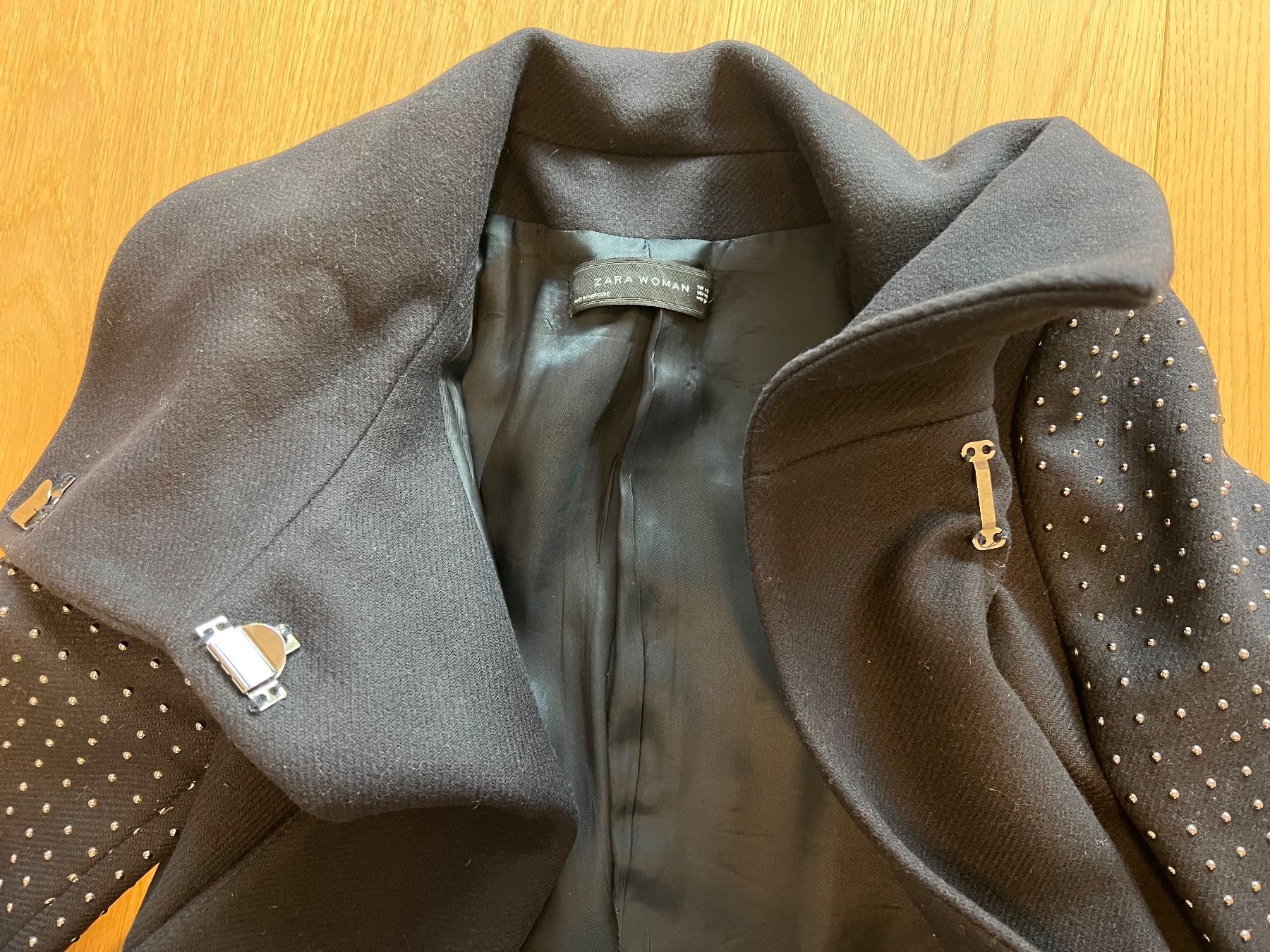 Zara Cappotti: Wollmantel von ZARA Gr. XS – Usato da Ennetbaden venduto da Katiusia 5