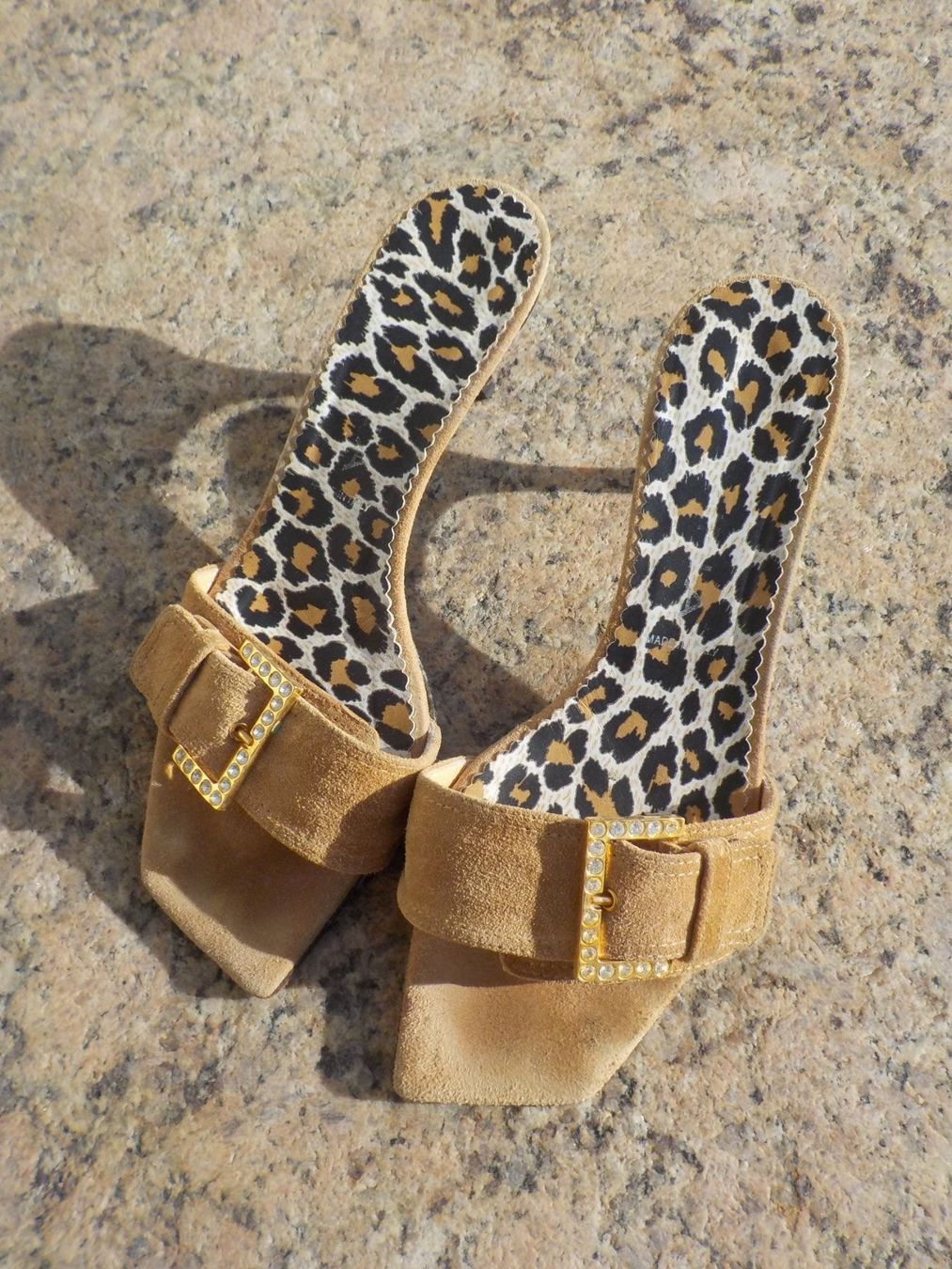 Scarpe da donna: Sandalen Vintage 1990er Wildleder – Usato da Mörschwil venduto da wunderkiste44 2