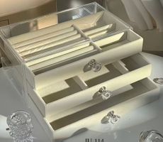 Schmuck Box mit 3 Schubladen (beige)