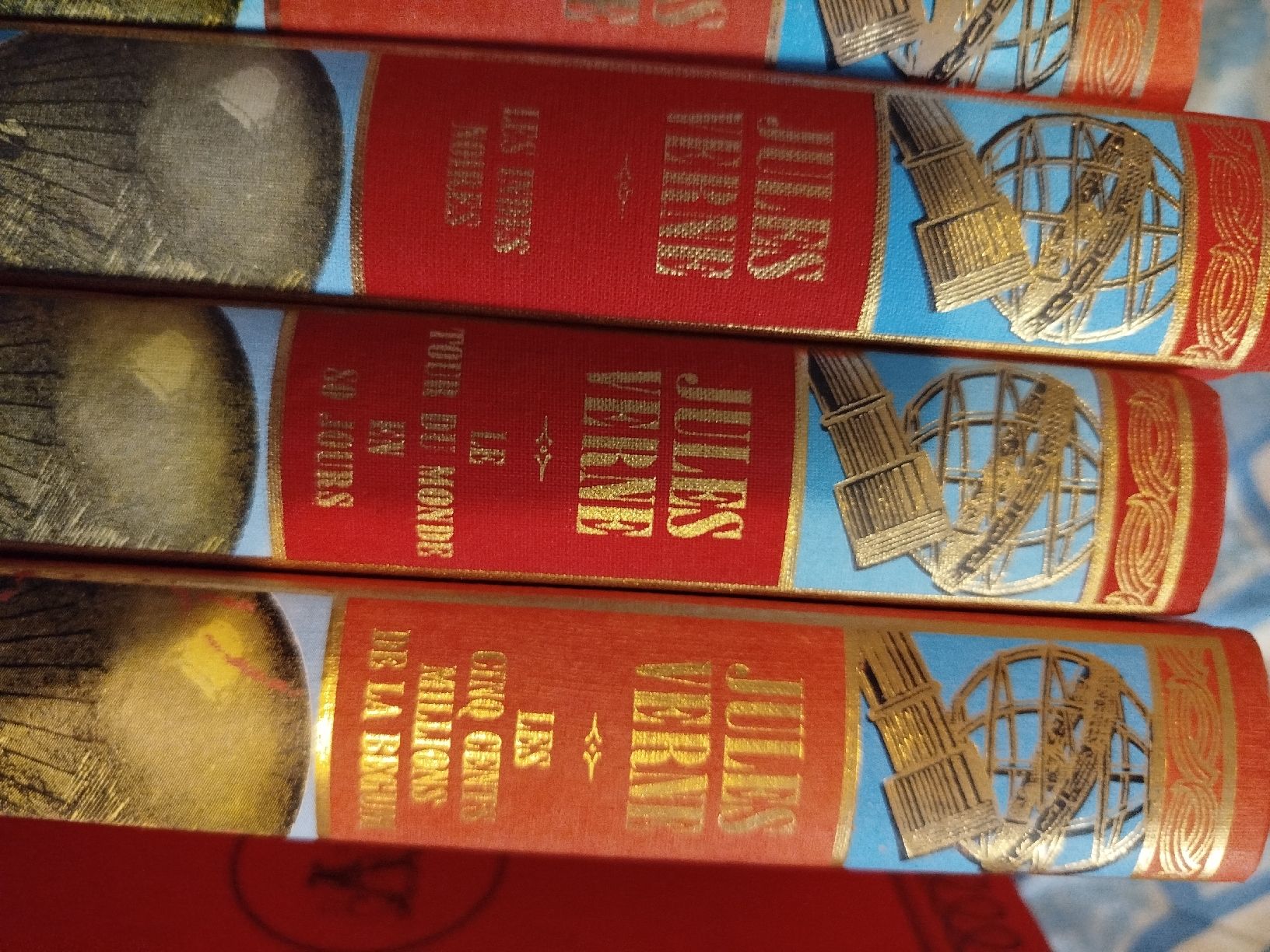 Bücher: livres de Jules Verne  – Neu (gemäss Beschreibung) aus Le Locle von Gel_Ma3 7