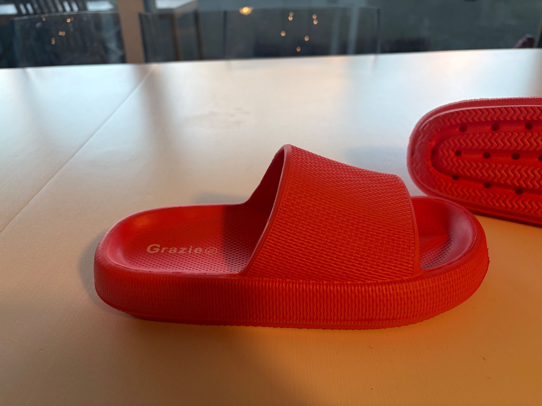Scarpe da donna: Damen-Badesandalen – Nuovo (secondo la descrizione) da Ostermundigen venduto da mat_qtn8 2